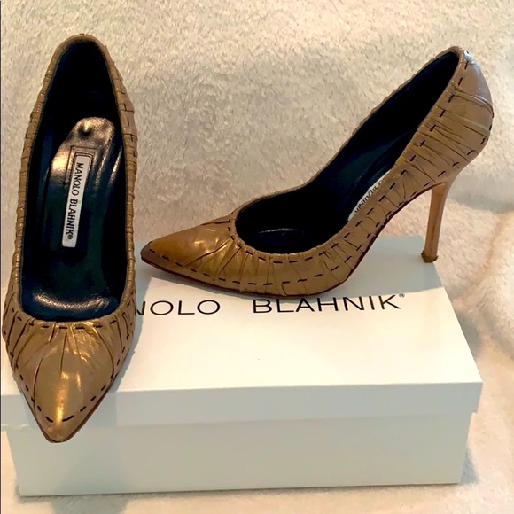 MANOLO BLAHNIK PUMPS - Picture 2 of 8